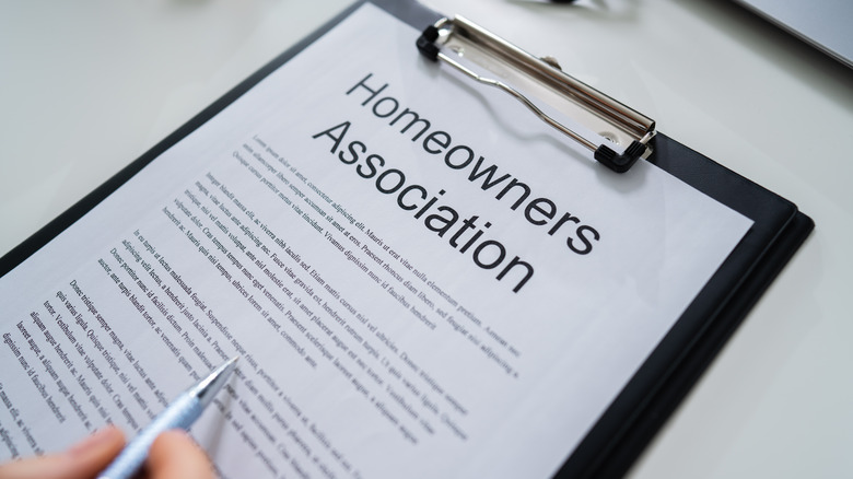 HOA rules regulations