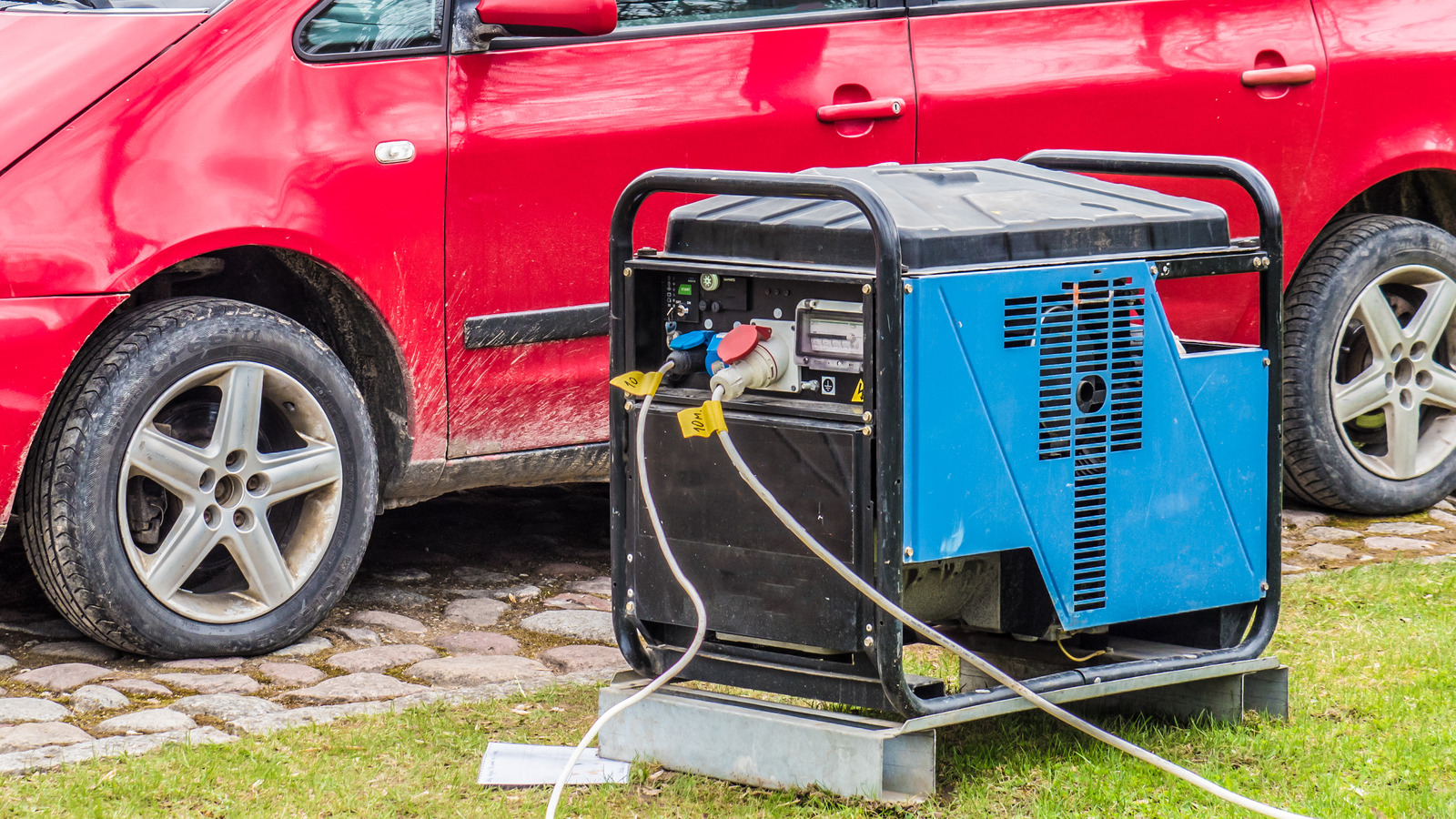 The Right Way To Hook Up A Portable Generator To Your House