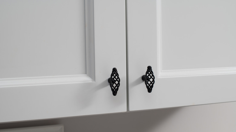 modern handles on cupboard doors