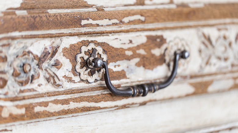 antique hardware