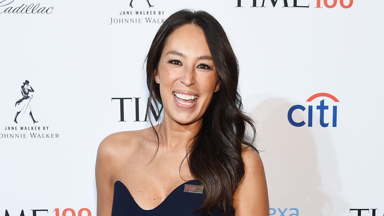 joanna gaines smiling