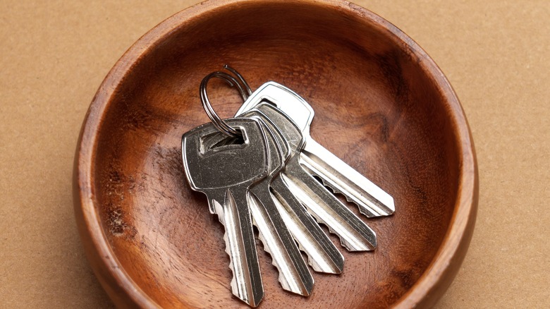 House keys sitting in a bowl