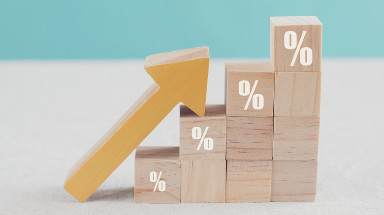 blocks illustrating rising rates