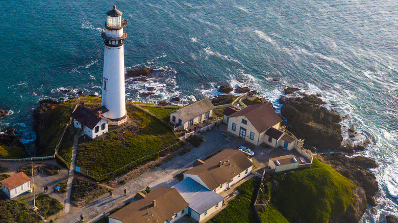 Pigeon Point Lighthouse Hostel Units