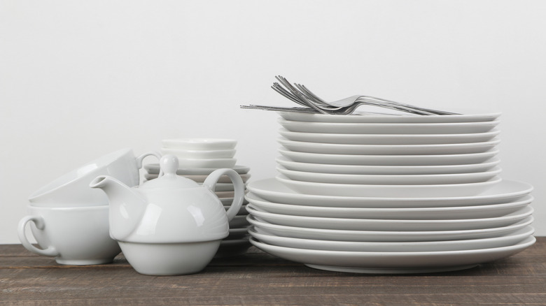 porcelain servingware collection