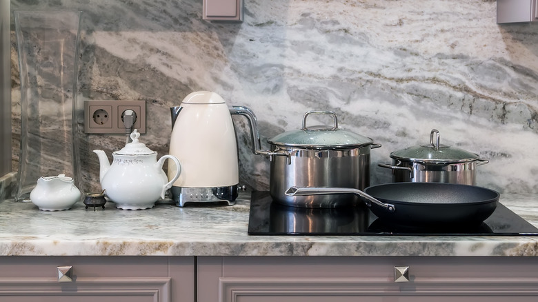 Quartz countertop with marble design