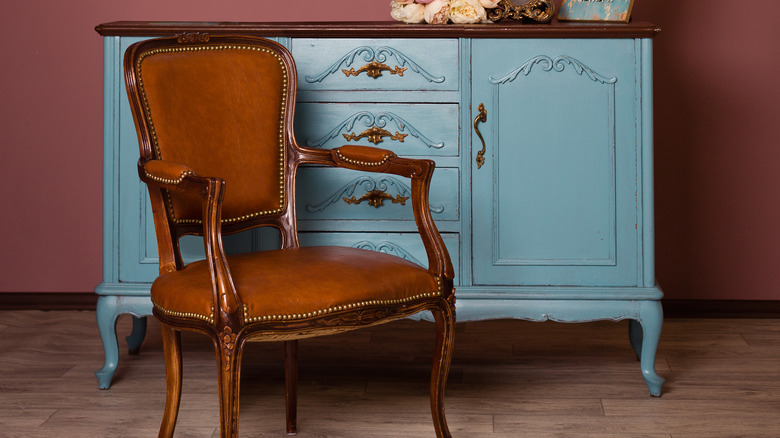 brown leather vintage accent chair