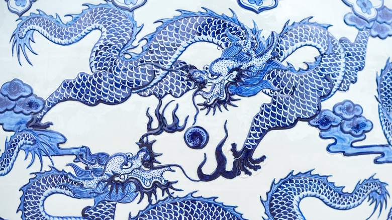 blue and white chinoiserie dragon