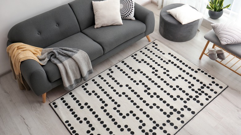 patterned rug in living room