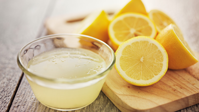 lemons and fresh-squeezed juice