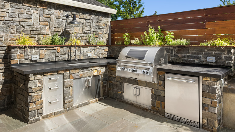 Outdoor kitchen with soapstone countertops