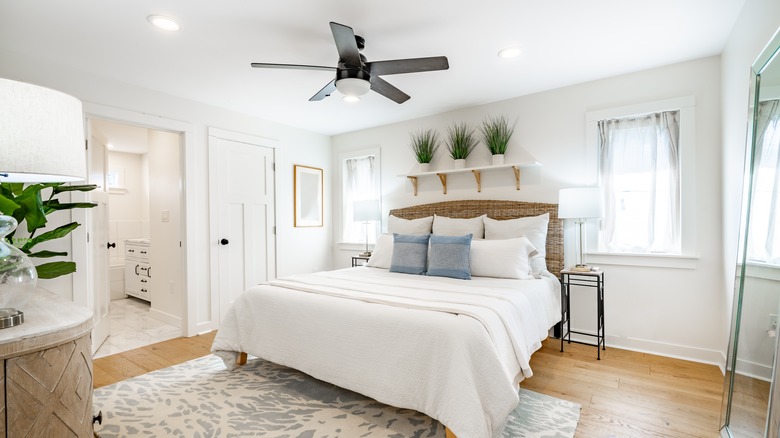 A bedroom in the coastal style