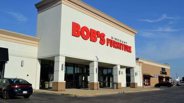 bob's discount furniture store