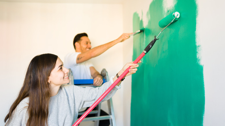 painting bedroom 