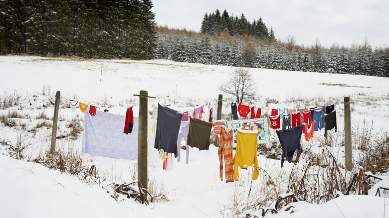 Laundry drying on lines outdoors in winter