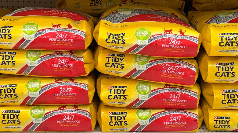 bags of kitty litter