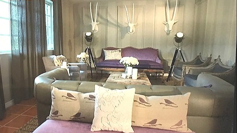 Classic purple living room