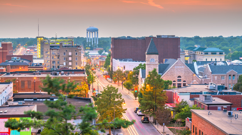 downtown skyline of columbia mo