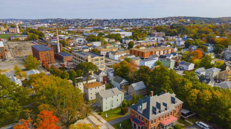 fall foliage in worcester