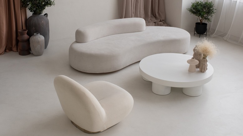 Rounded sofa