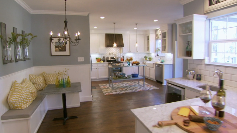 Fixer Upper kitchen 