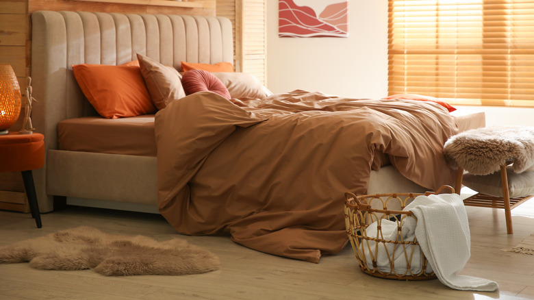 brown bed sheets