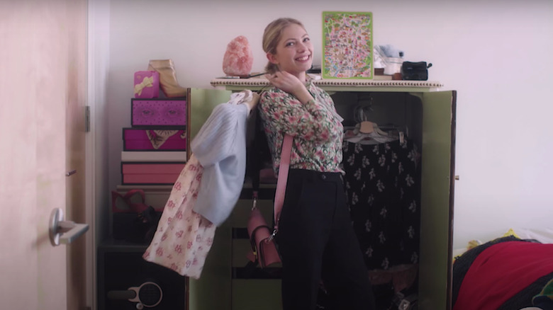 Tavi Gevinson's small apartment