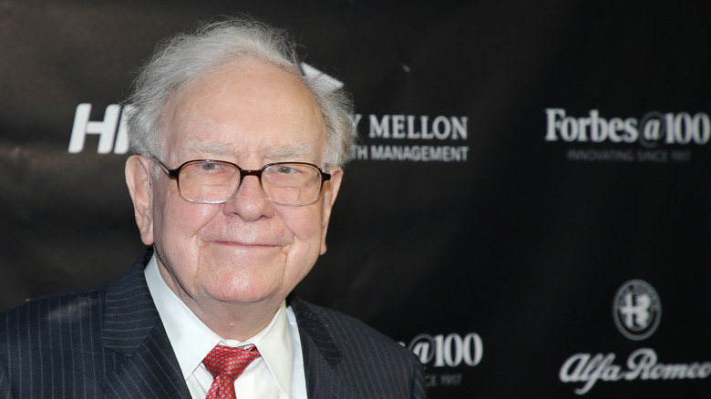 Warren Buffett smiling 