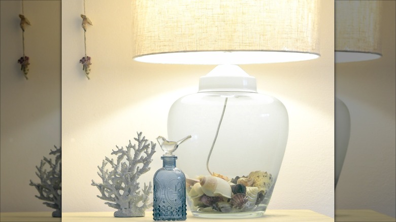 shell lamp