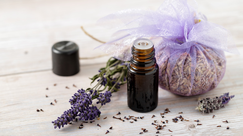 Lavender oil satchet