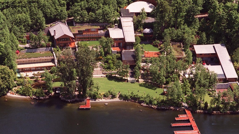  Bill Gates Washington Lake home