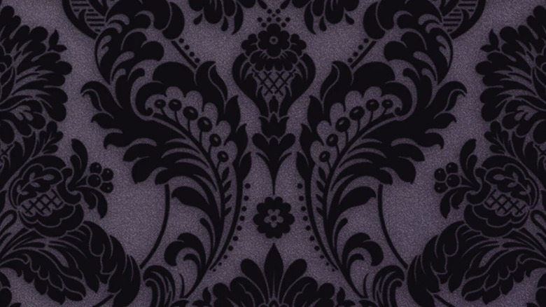 Patterned wallpaper