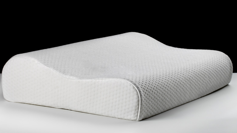 memory foam pillow