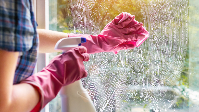 cleaning a window pane