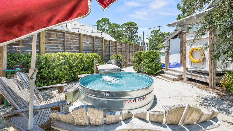 Outdoor area of Floridian home