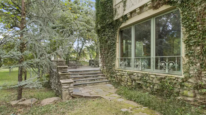 Romantic stone backyard 