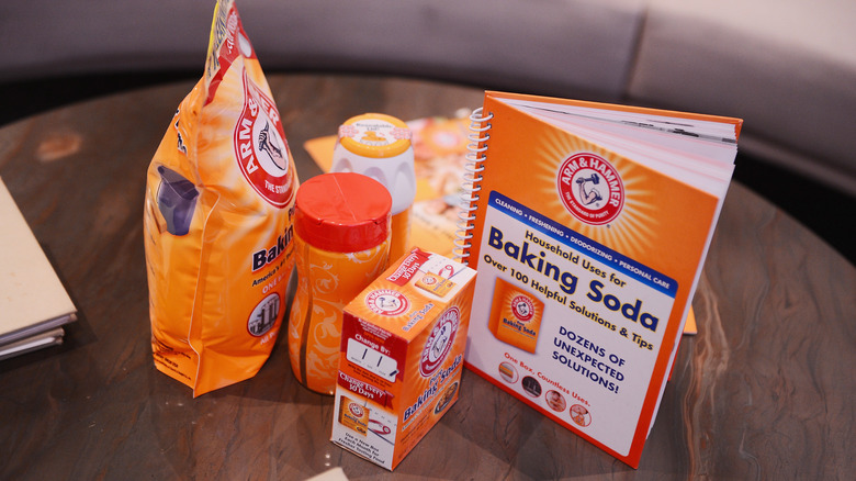 Baking soda containers