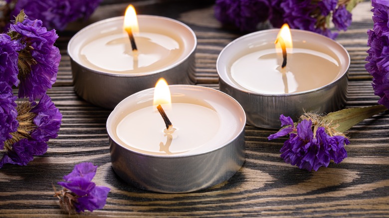 Tea light candles with purple florals