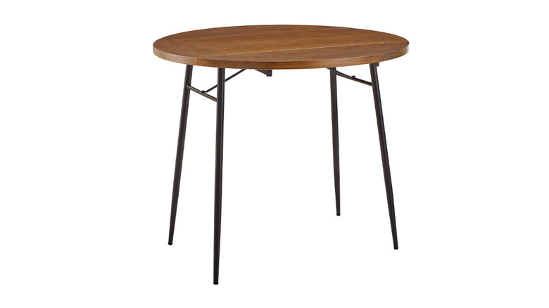 Round table with black legs