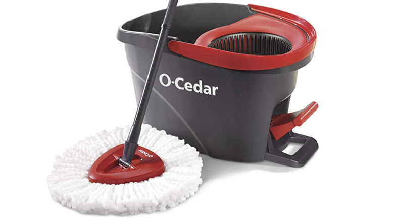 O'Cedar mop and bucket