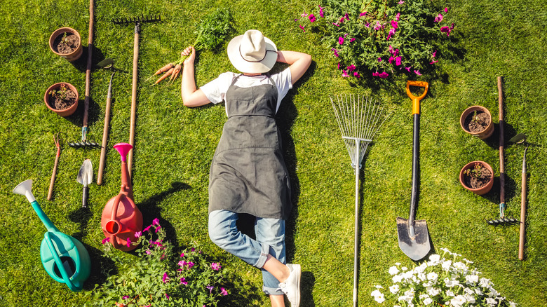 garden girl tools