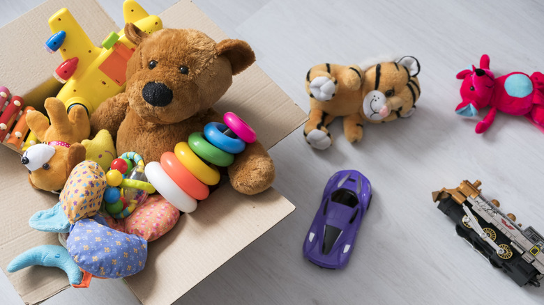TikTok's Stylish Stuffed Animal Storage Trick Is A Total Organization Game  Changer