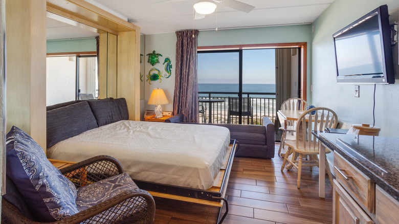 oceanfront condo murphy bed