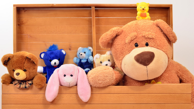 toy box with stuffed animals 