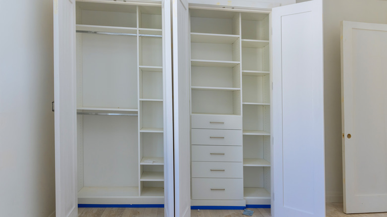 closet built in shelves