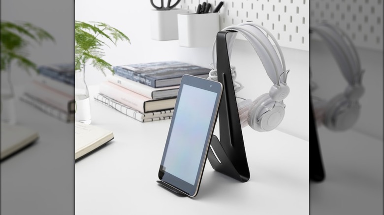 IKEA Möjlighet headset and tablet stand 