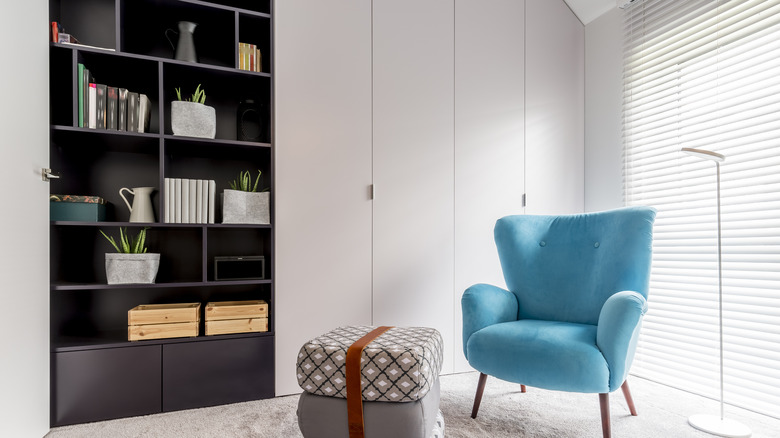 Bookcase in reading corner 