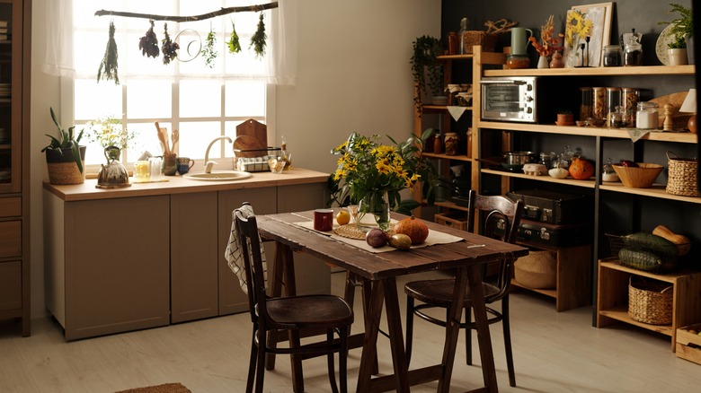 Stacked open kitchen shelves 