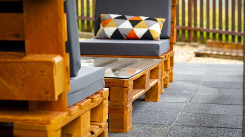 pallet coffee table