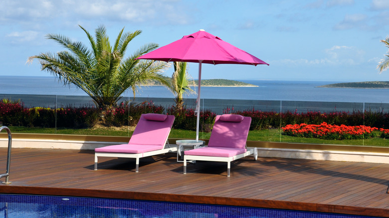pink outdoor patio furniture